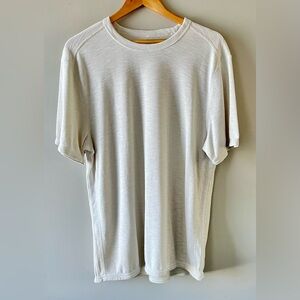 Tommy Bahama Men's Textured Crewneck Short Sleeve T-Shirt Off-white Size M/L